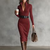 Vestido de malha midi com decote em V e corte justo
