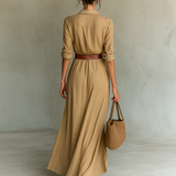 Vestido maxi com gola virada e mangas compridas